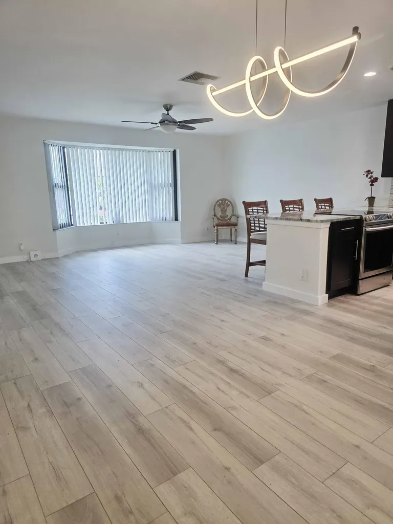 2098 SW 17th Drive Deerfield Beach FL 33442