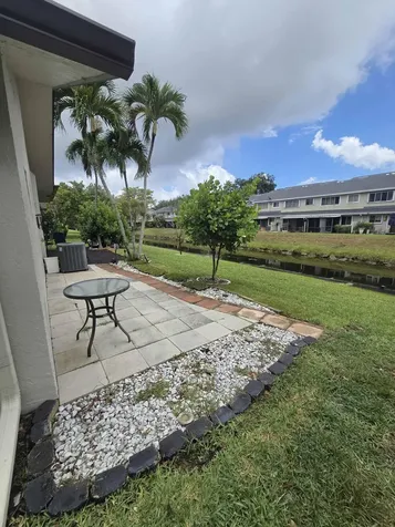 2098 SW 17th Drive Deerfield Beach FL 33442