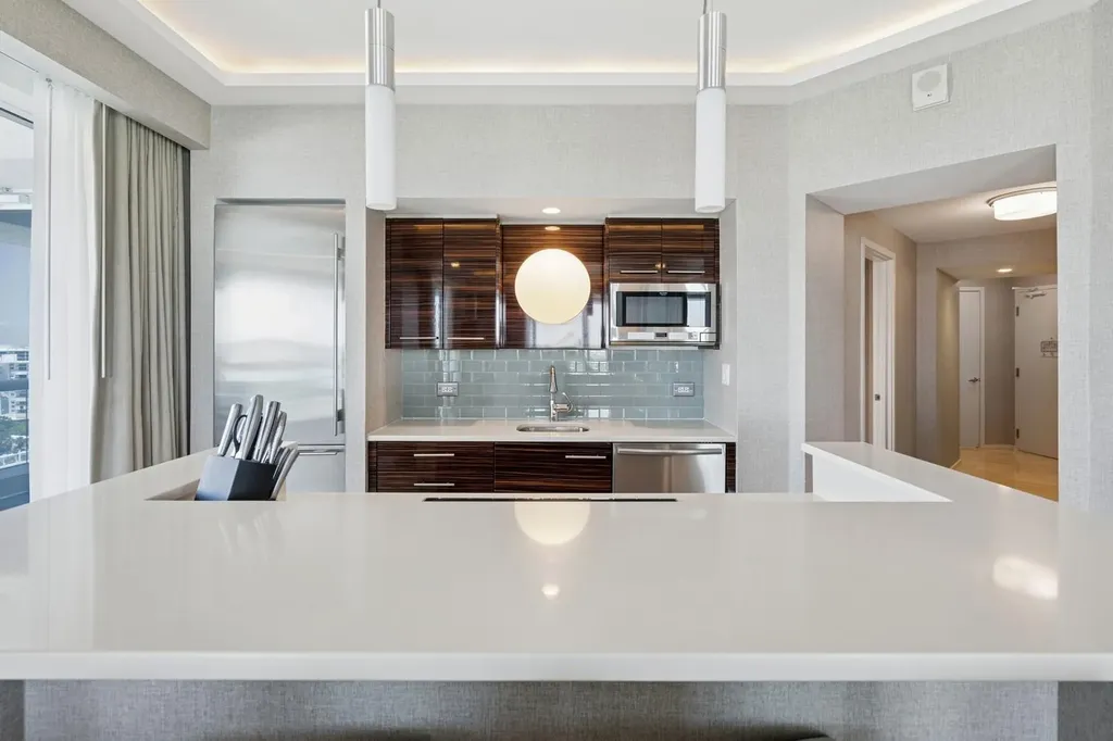 551 N Fort Lauderdale Beach Boulevard Fort Lauderdale FL 33304