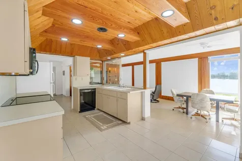 1774 NW 39th Place Oakland Park FL 33309