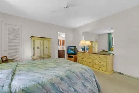 1774 NW 39th Place Oakland Park FL 33309