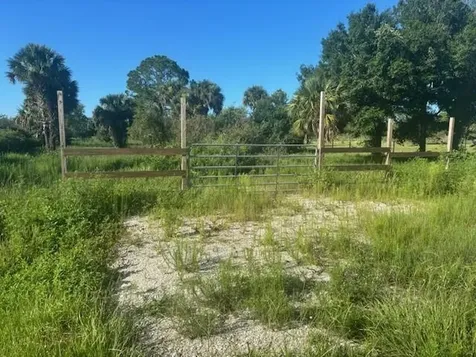 19216 NW 300th Street Okeechobee FL 34972