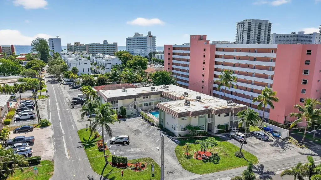 1450 N Riverside Drive Pompano Beach FL 33062