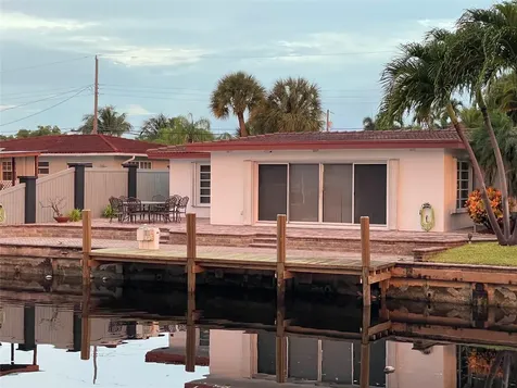 200 SE 11th Street Pompano Beach FL 33060