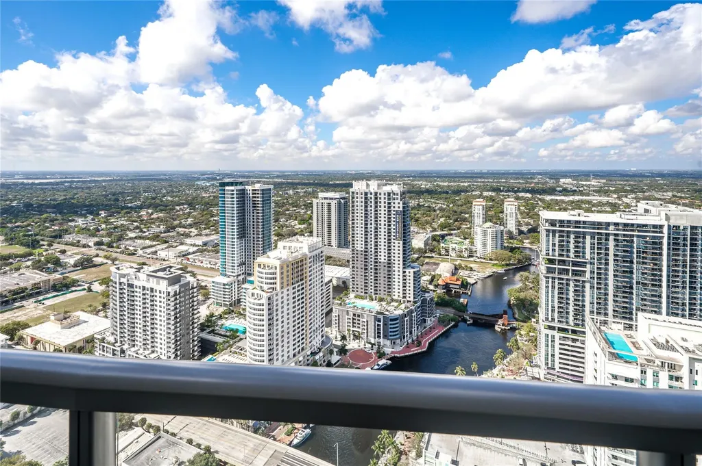 100 E Las Olas Boulevard Fort Lauderdale FL 33301