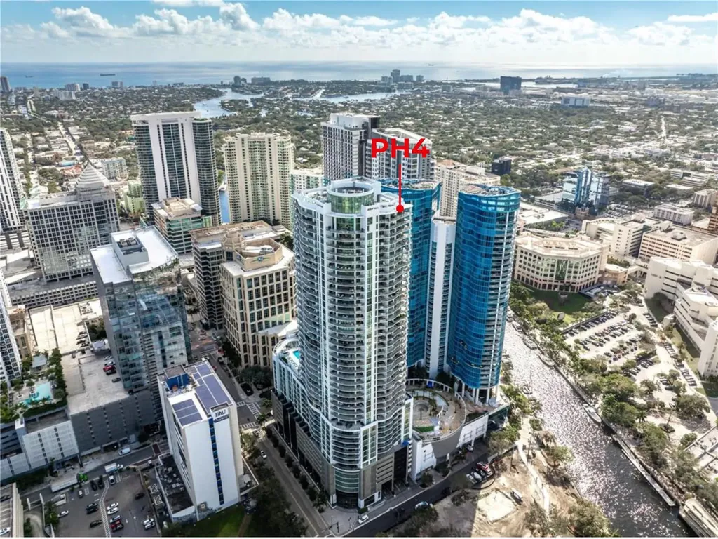 100 E Las Olas Boulevard Fort Lauderdale FL 33301