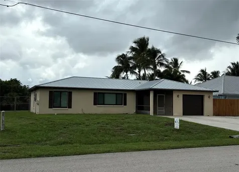 632 SE Essex Drive Port St Lucie FL 34984