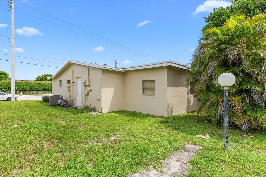 1060 NW 49th Court Deerfield Beach FL 33064