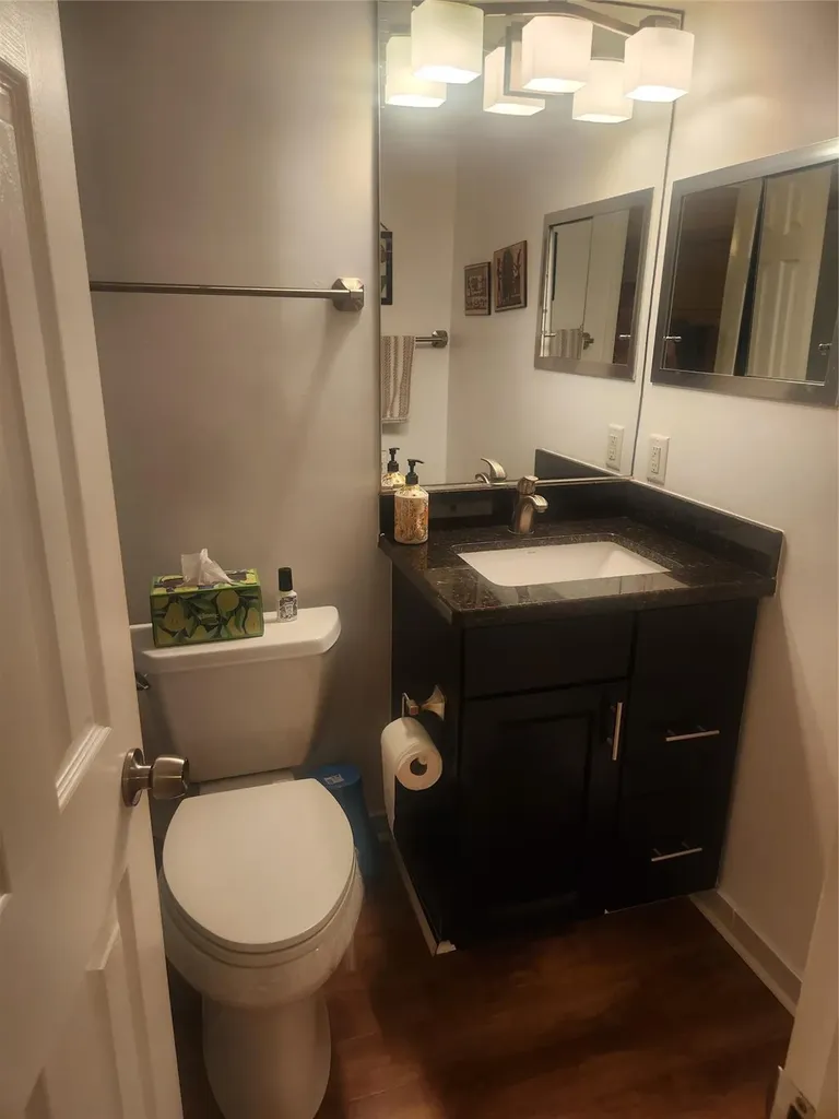 237 Farnham J Deerfield Beach FL 33442
