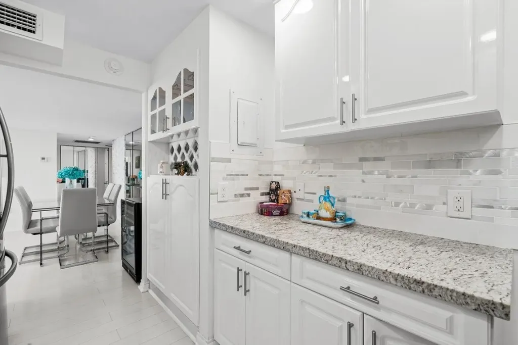 5600 N Flagler Drive West Palm Beach FL 33407