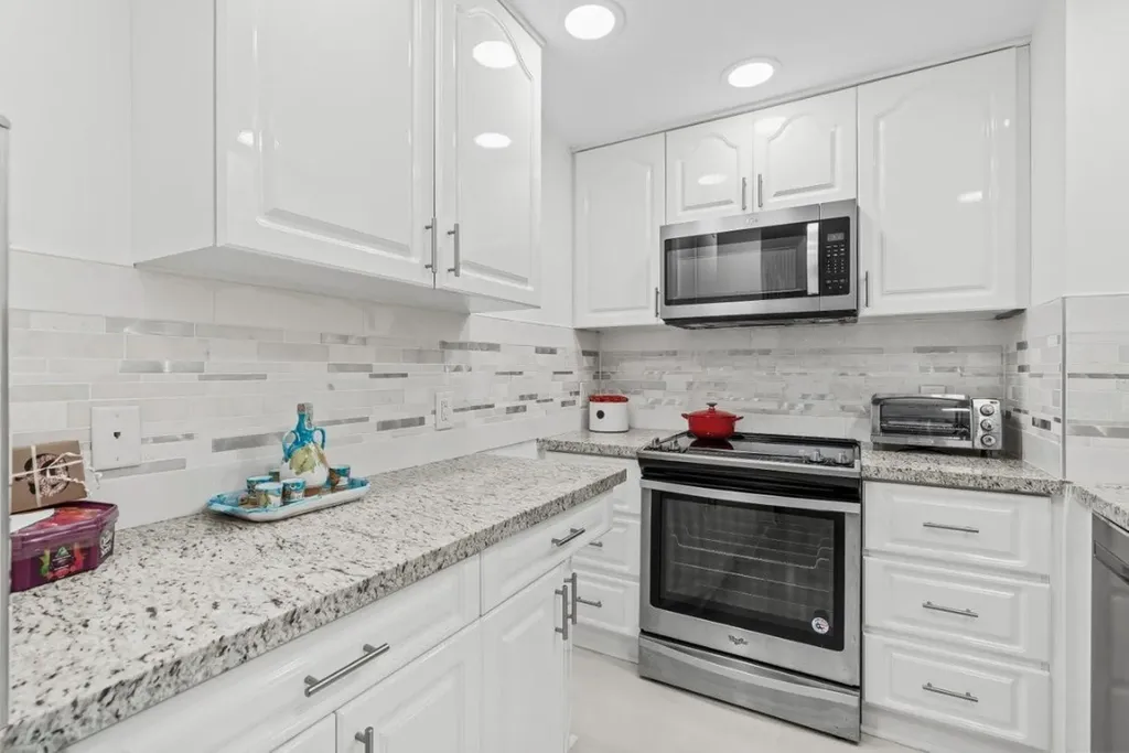 5600 N Flagler Drive West Palm Beach FL 33407