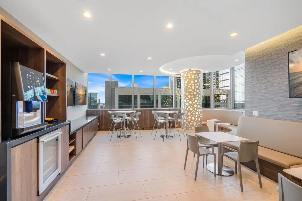 100 E Las Olas Boulevard Fort Lauderdale FL 33301