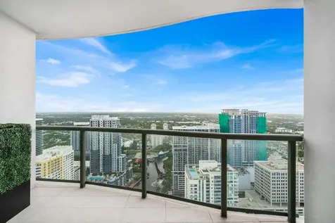 100 E Las Olas Boulevard Fort Lauderdale FL 33301