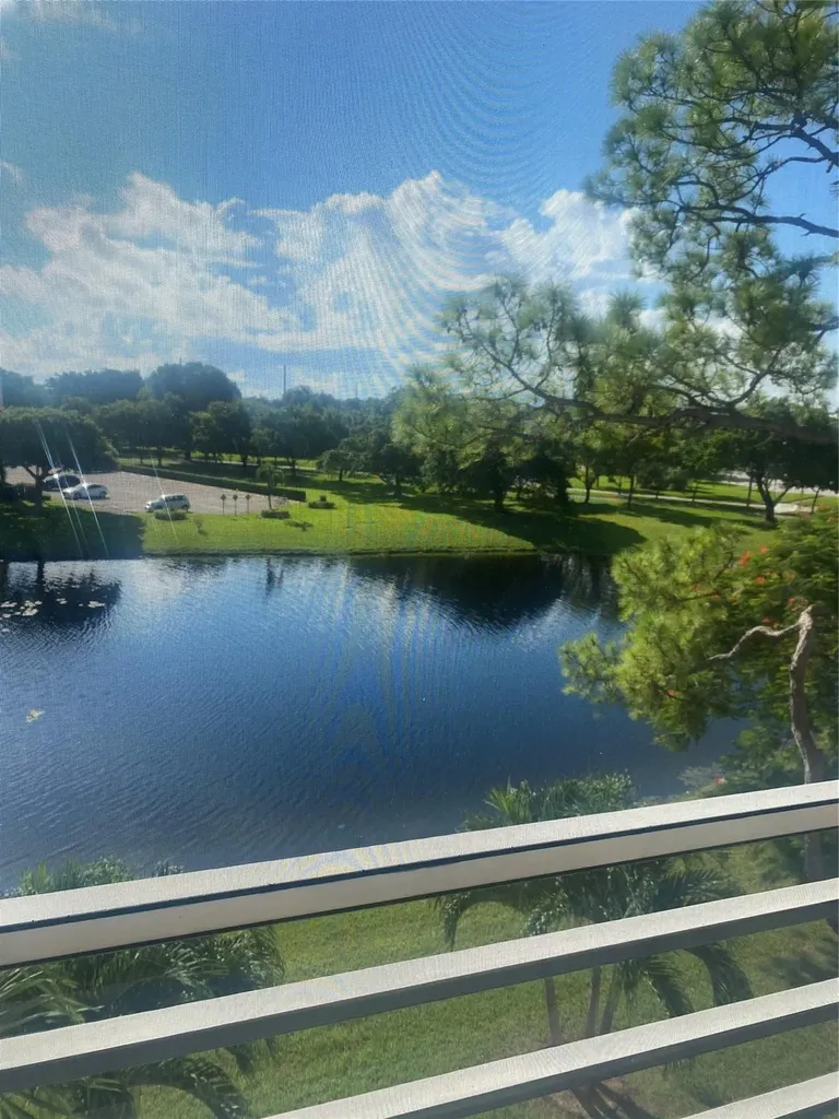408 Grantham A Deerfield Beach FL 33442