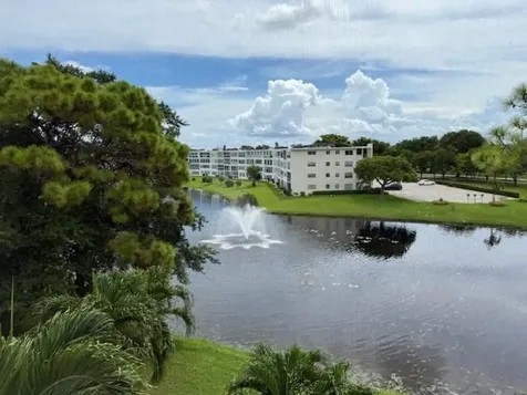 408 Grantham A Deerfield Beach FL 33442