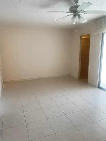 408 Grantham A Deerfield Beach FL 33442