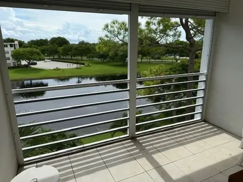 408 Grantham A Deerfield Beach FL 33442