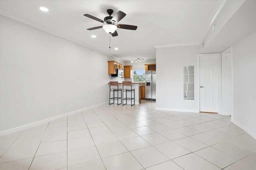 924 SE 2nd Street Fort Lauderdale FL 33301