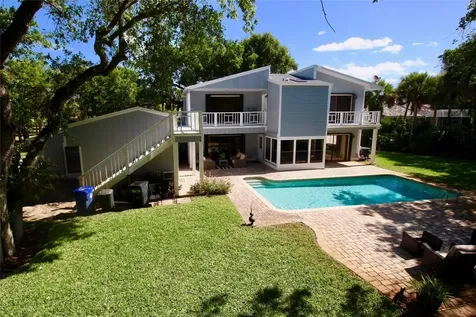 902 Holoma Drive Vero Beach FL 32963