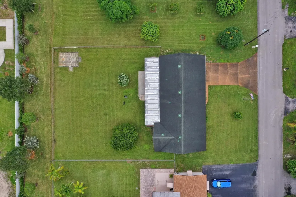 4721 SW 72nd Avenue Davie FL 33314