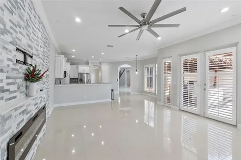 9860 Lakeview Lane Parkland FL 33076