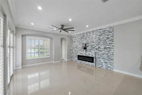 9860 Lakeview Lane Parkland FL 33076