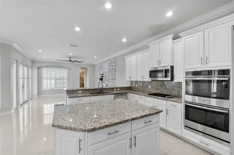 9860 Lakeview Lane Parkland FL 33076