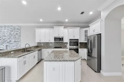 9860 Lakeview Lane Parkland FL 33076