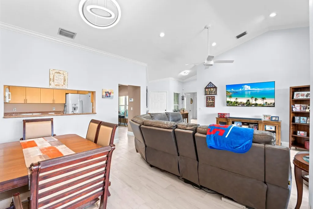 8486 Heather Place Boynton Beach FL 33472