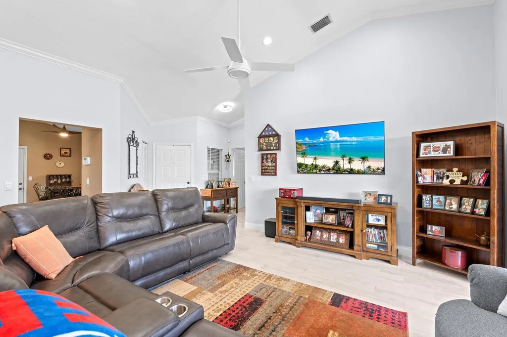 8486 Heather Place Boynton Beach FL 33472
