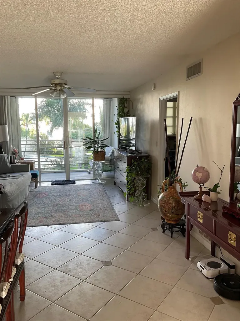 2731 NE 14th Street Causeway Pompano Beach FL 33062