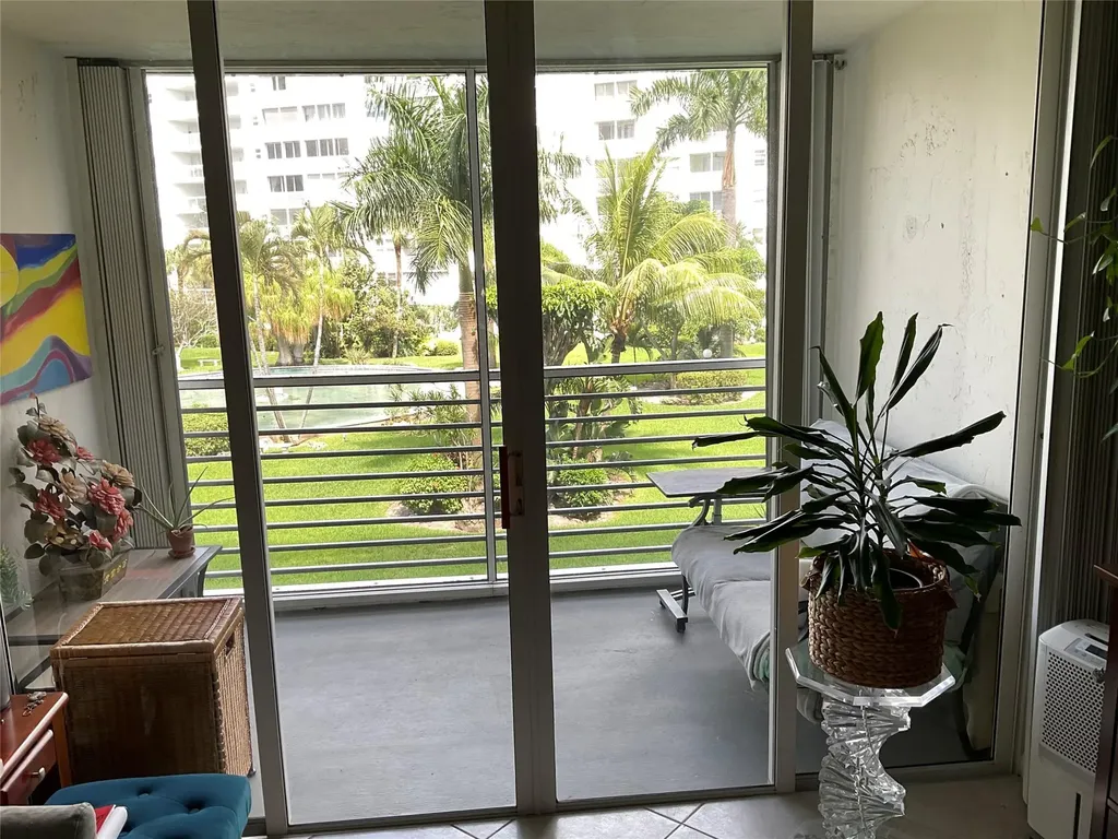 2731 NE 14th Street Causeway Pompano Beach FL 33062