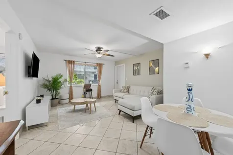 1000 SE 15th Street Fort Lauderdale FL 33316