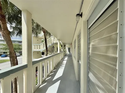2504 Antigua Terrace Coconut Creek FL 33066