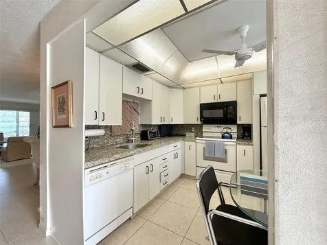 2504 Antigua Terrace Coconut Creek FL 33066
