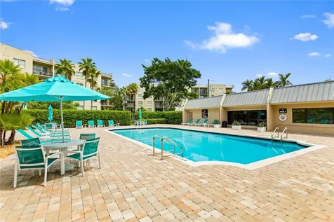 16 Royal Palm Way Boca Raton FL 33432