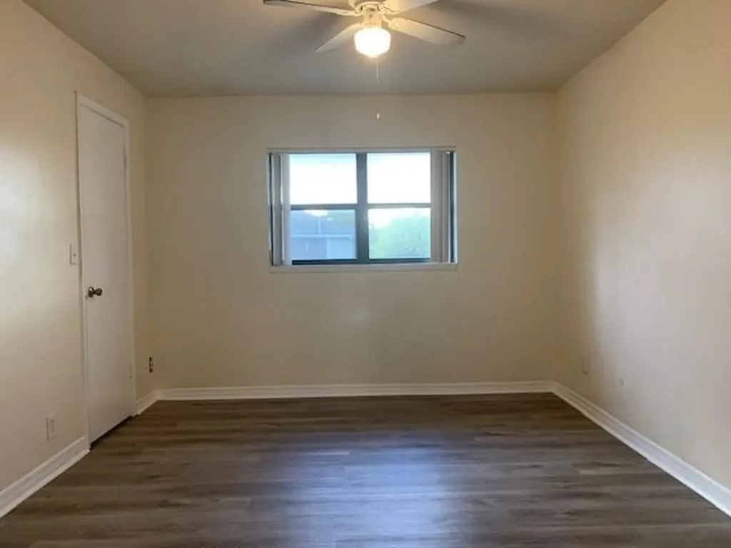 4084 NW 87th Avenue Sunrise FL 33351