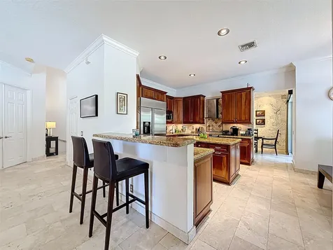 1673 Victoria Pointe Circle Weston FL 33327