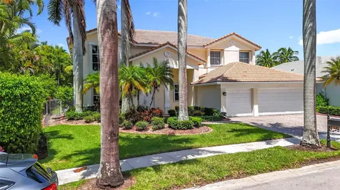 1673 Victoria Pointe Circle Weston FL 33327
