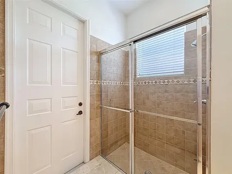 1673 Victoria Pointe Circle Weston FL 33327