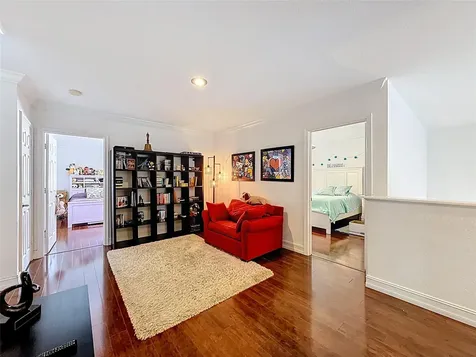 1673 Victoria Pointe Circle Weston FL 33327