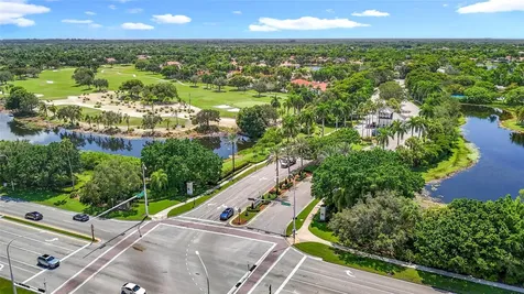 1673 Victoria Pointe Circle Weston FL 33327