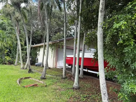 2109 Pinehurst Drive West Palm Beach FL 33407