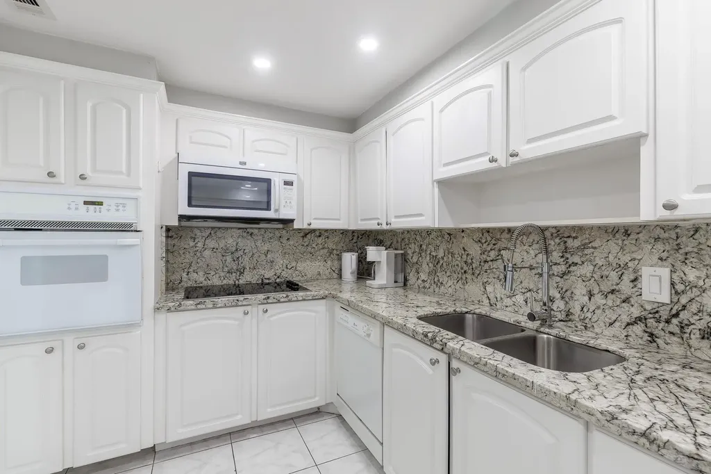 3801 S Ocean Drive Hollywood FL 33019