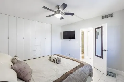 3801 S Ocean Drive Hollywood FL 33019