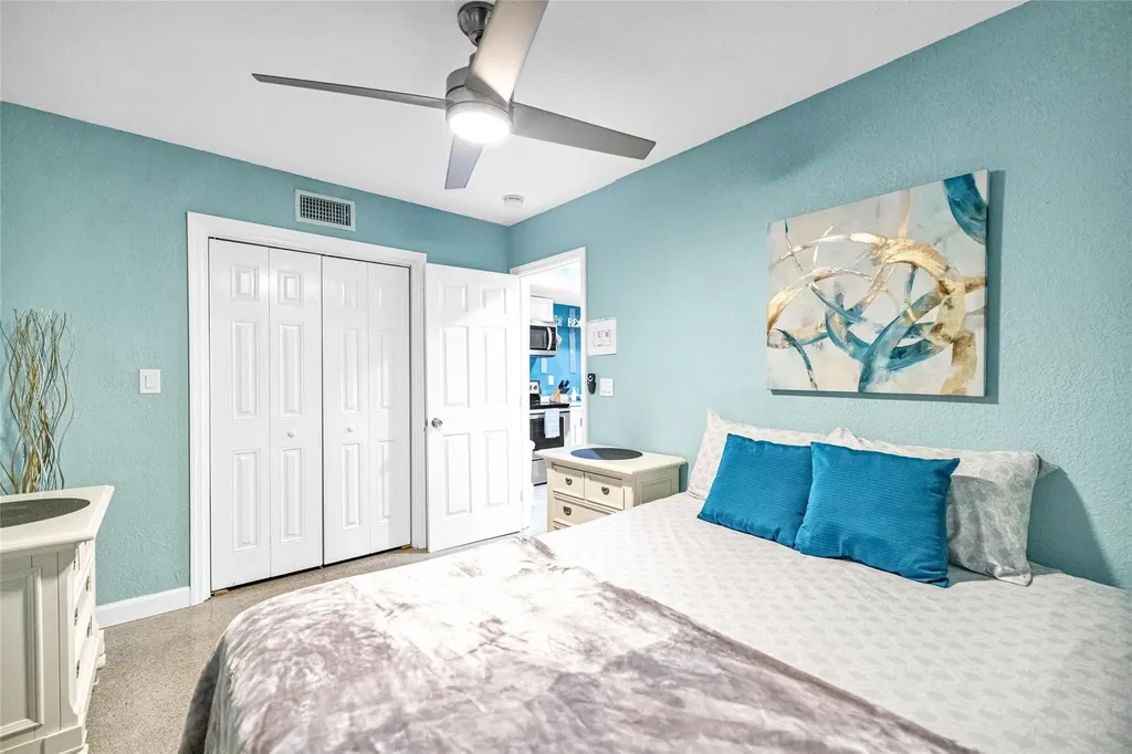 1715 NE 11th Street Fort Lauderdale FL 33304