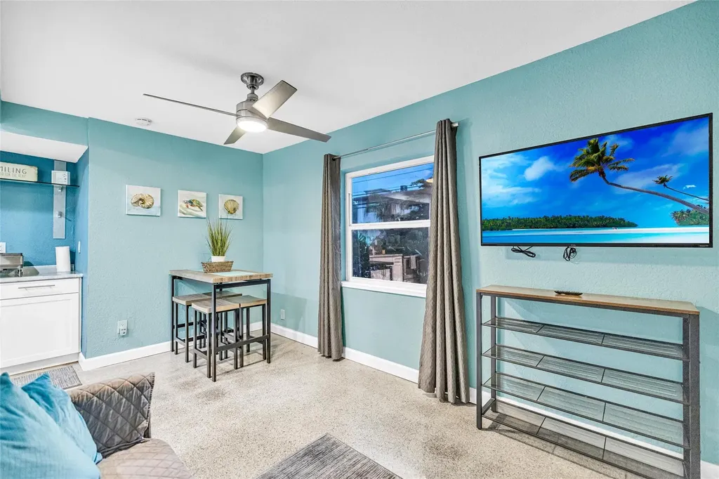 1715 NE 11th Street Fort Lauderdale FL 33304