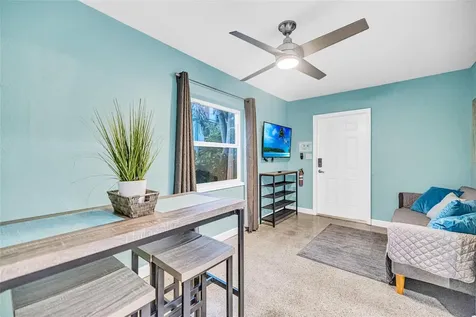 1715 NE 11th Street Fort Lauderdale FL 33304