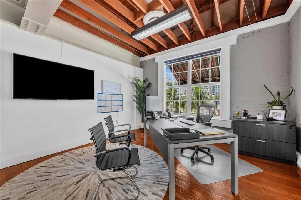 21 W Las Olas Boulevard Fort Lauderdale FL 33301