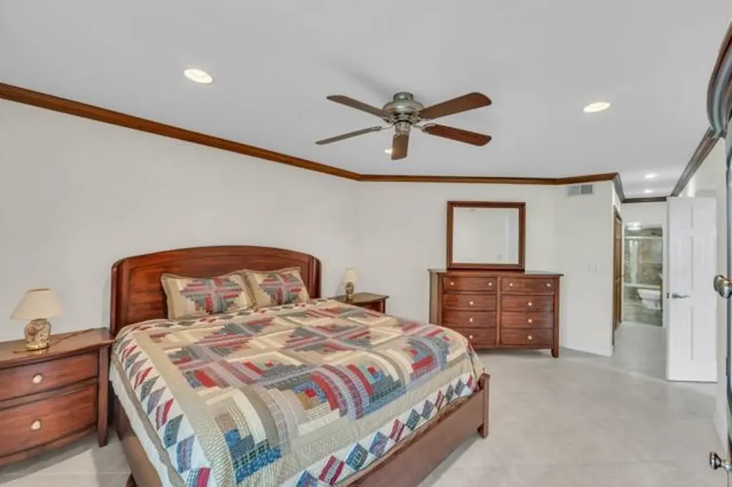 961 SE 20th Avenue Deerfield Beach FL 33441